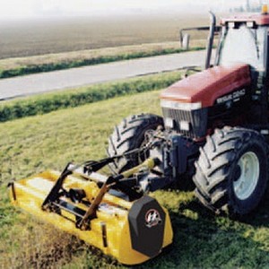 Роторная косилка WGR - для травы (до 4 см) и кустарника (до 8 см).